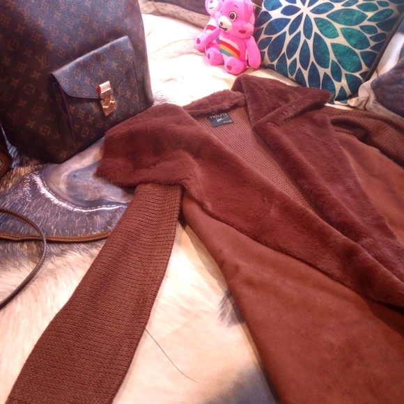 NWOT Brown sweater jacket - Picture 3 of 6